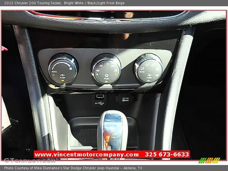 Bright White / Black/Light Frost Beige 2013 Chrysler 200 Touring Sedan