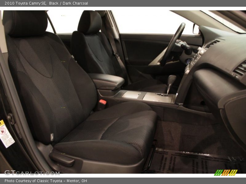 Black / Dark Charcoal 2010 Toyota Camry SE