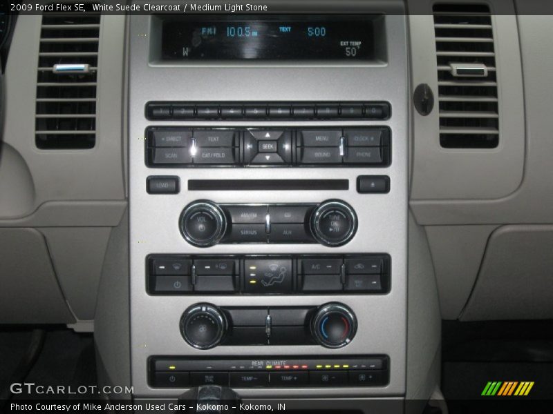 White Suede Clearcoat / Medium Light Stone 2009 Ford Flex SE