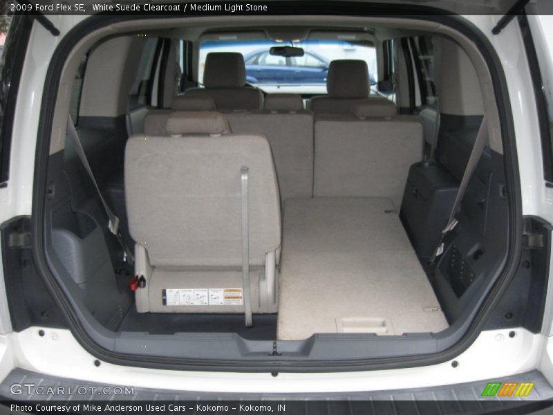 White Suede Clearcoat / Medium Light Stone 2009 Ford Flex SE
