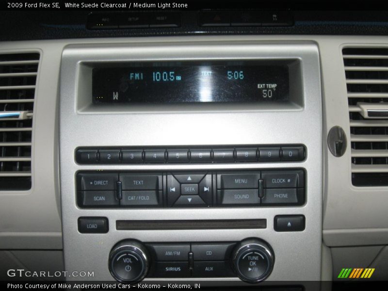 White Suede Clearcoat / Medium Light Stone 2009 Ford Flex SE