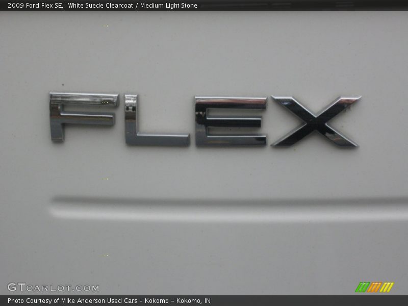 White Suede Clearcoat / Medium Light Stone 2009 Ford Flex SE