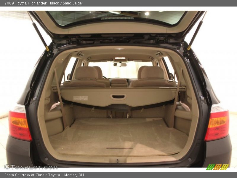 Black / Sand Beige 2009 Toyota Highlander