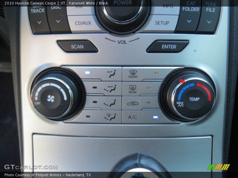 Karussell White / Black 2010 Hyundai Genesis Coupe 2.0T