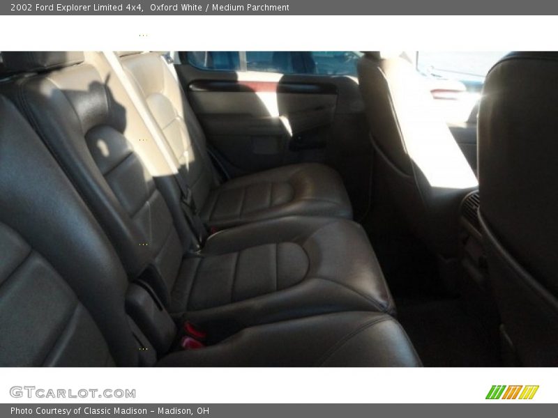 Oxford White / Medium Parchment 2002 Ford Explorer Limited 4x4