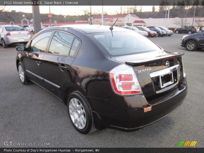 Super Black / Charcoal 2012 Nissan Sentra 2.0 S