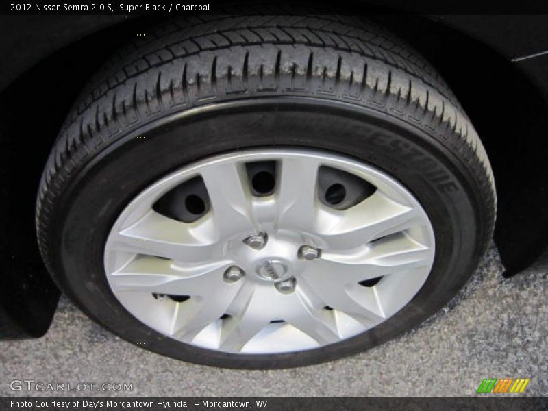 Super Black / Charcoal 2012 Nissan Sentra 2.0 S