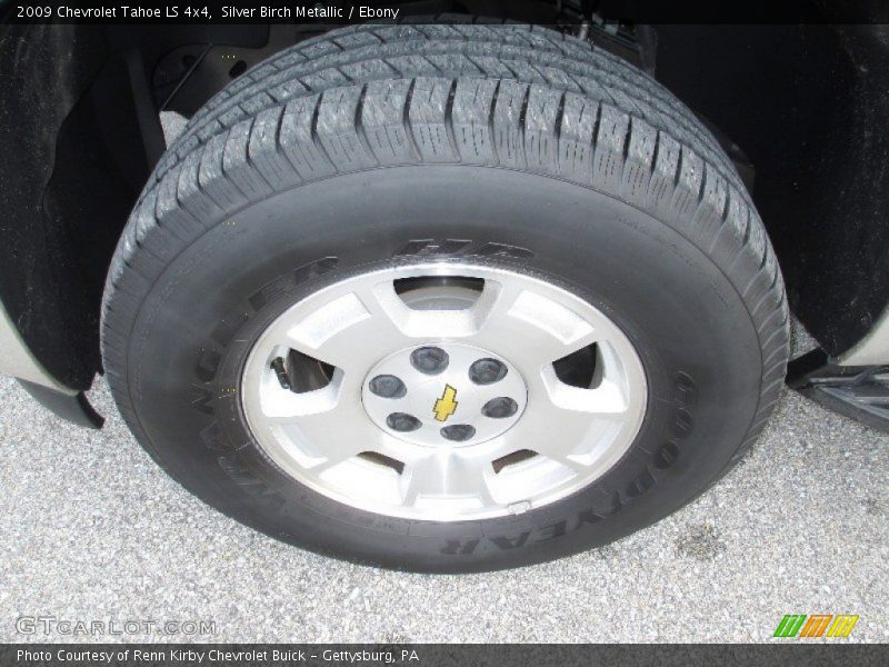 Silver Birch Metallic / Ebony 2009 Chevrolet Tahoe LS 4x4