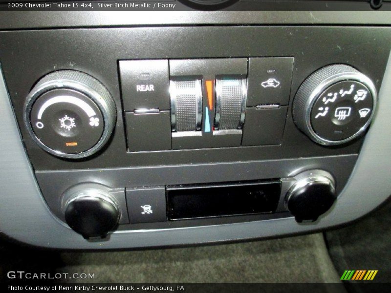 Silver Birch Metallic / Ebony 2009 Chevrolet Tahoe LS 4x4