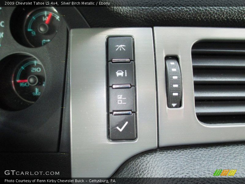 Silver Birch Metallic / Ebony 2009 Chevrolet Tahoe LS 4x4