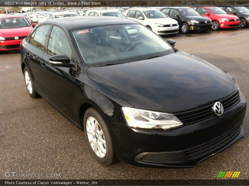Black / Titan Black 2012 Volkswagen Jetta SE Sedan
