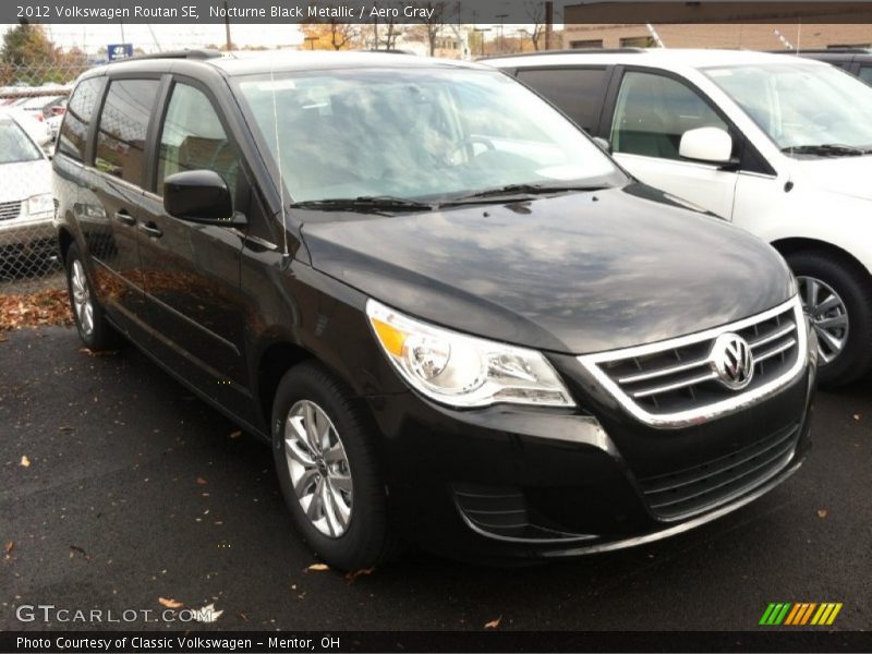Nocturne Black Metallic / Aero Gray 2012 Volkswagen Routan SE
