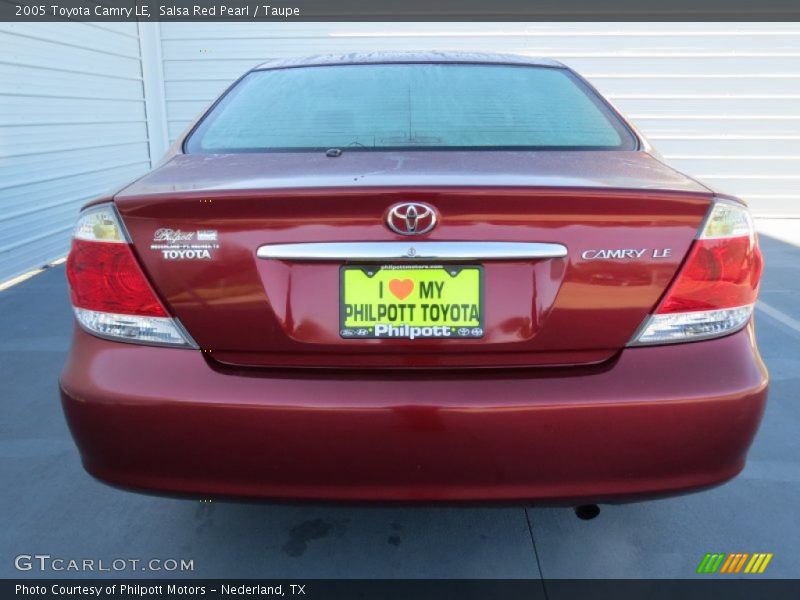 Salsa Red Pearl / Taupe 2005 Toyota Camry LE