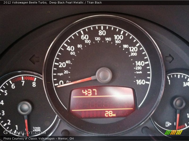 Deep Black Pearl Metallic / Titan Black 2012 Volkswagen Beetle Turbo