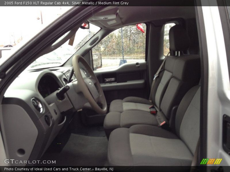  2005 F150 XLT Regular Cab 4x4 Medium Flint Grey Interior