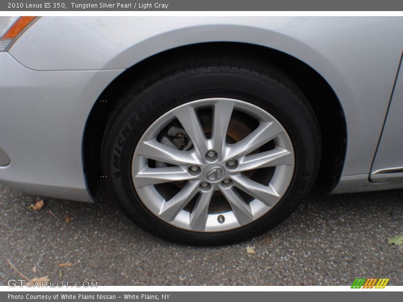 Tungsten Silver Pearl / Light Gray 2010 Lexus ES 350