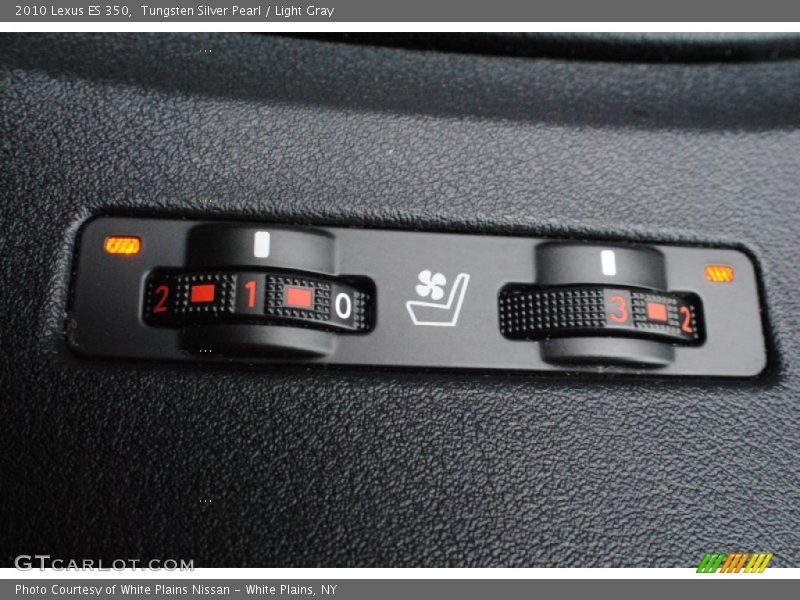 Tungsten Silver Pearl / Light Gray 2010 Lexus ES 350