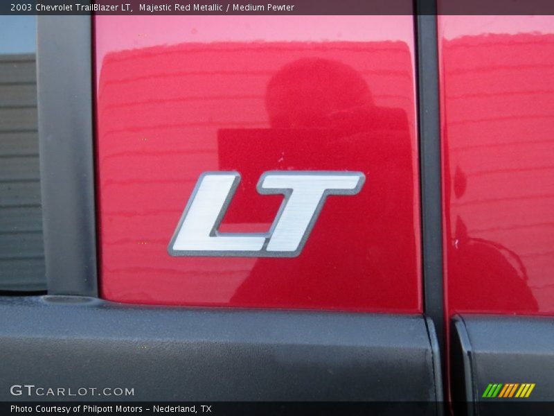 Majestic Red Metallic / Medium Pewter 2003 Chevrolet TrailBlazer LT