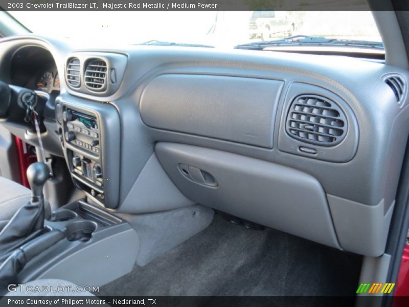 Majestic Red Metallic / Medium Pewter 2003 Chevrolet TrailBlazer LT