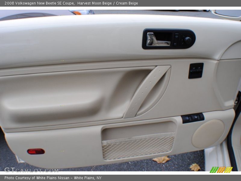 Door Panel of 2008 New Beetle SE Coupe