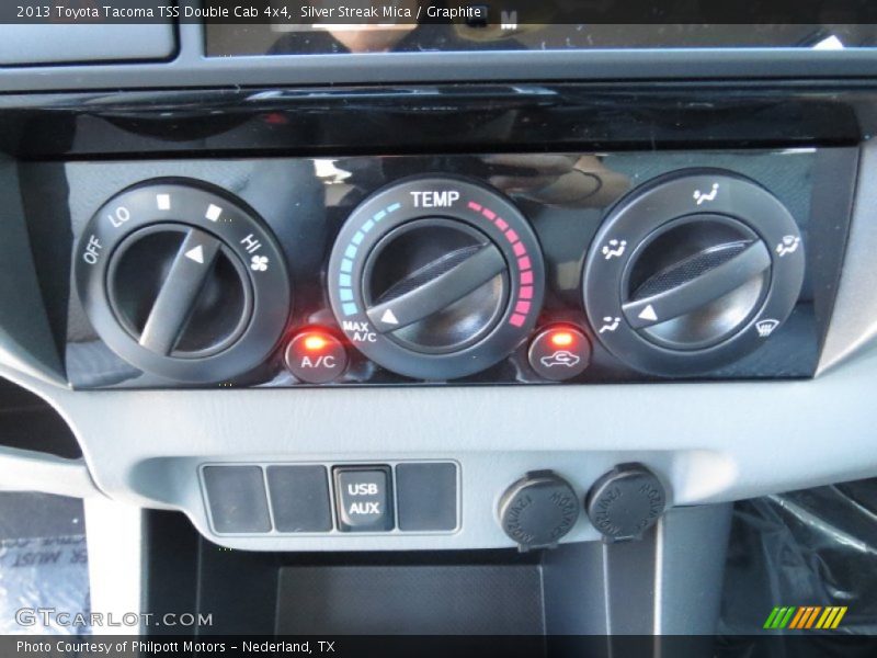 Silver Streak Mica / Graphite 2013 Toyota Tacoma TSS Double Cab 4x4