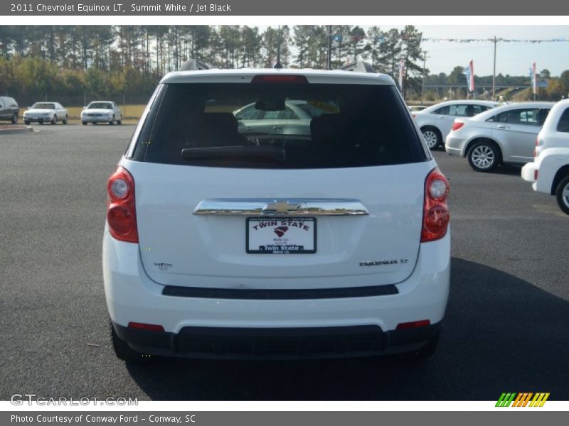 Summit White / Jet Black 2011 Chevrolet Equinox LT