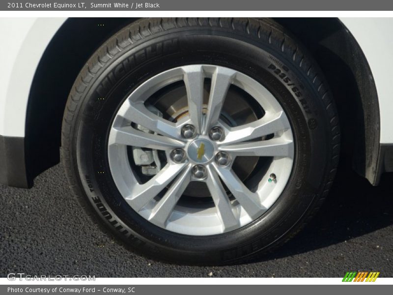 Summit White / Jet Black 2011 Chevrolet Equinox LT