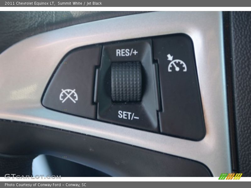 Summit White / Jet Black 2011 Chevrolet Equinox LT