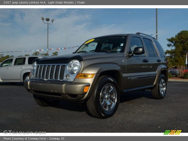 Light Khaki Metallic / Khaki 2007 Jeep Liberty Limited 4x4