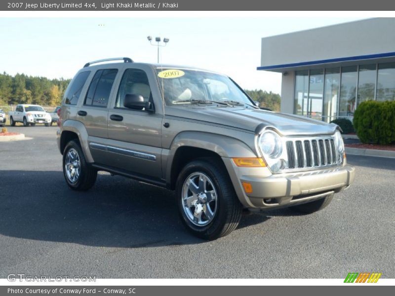 Light Khaki Metallic / Khaki 2007 Jeep Liberty Limited 4x4