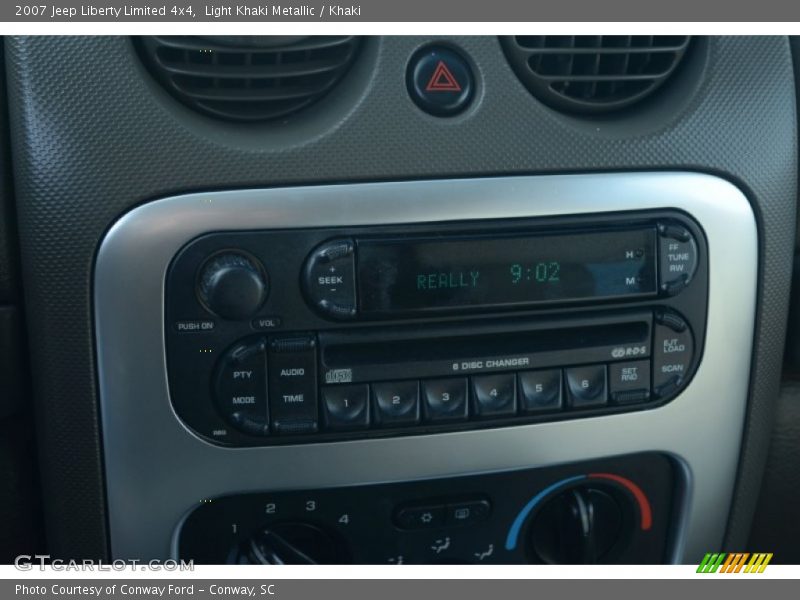 Light Khaki Metallic / Khaki 2007 Jeep Liberty Limited 4x4