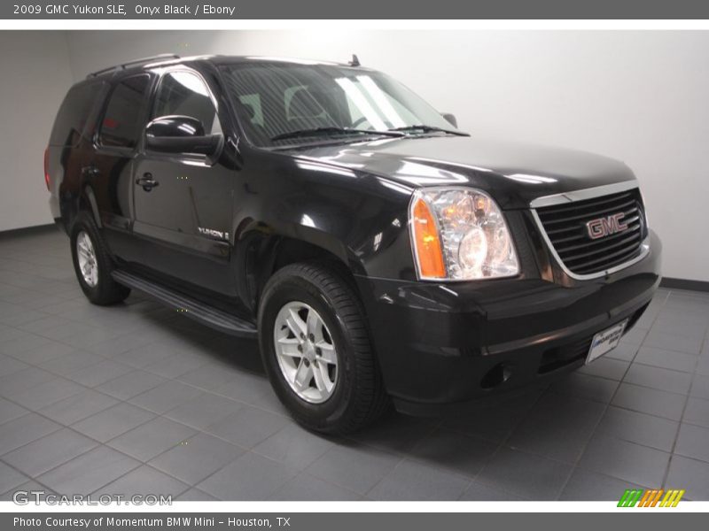 Onyx Black / Ebony 2009 GMC Yukon SLE