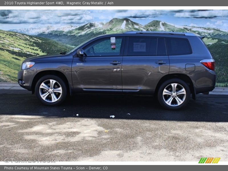 Magnetic Gray Metallic / Ash 2010 Toyota Highlander Sport 4WD