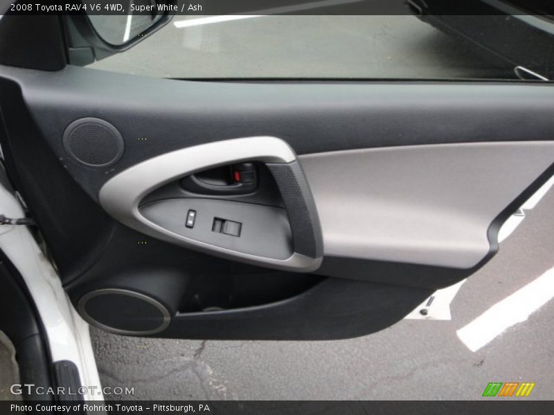 Door Panel of 2008 RAV4 V6 4WD