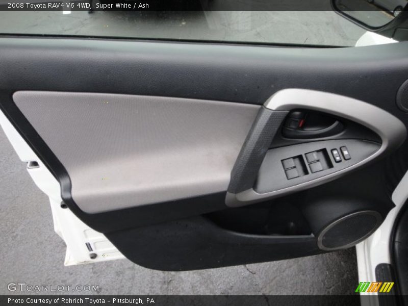 Door Panel of 2008 RAV4 V6 4WD
