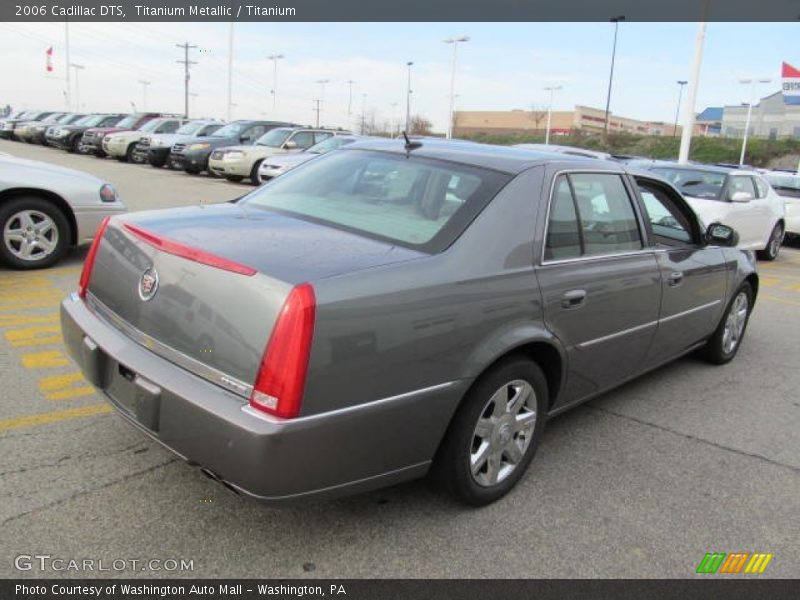 Titanium Metallic / Titanium 2006 Cadillac DTS