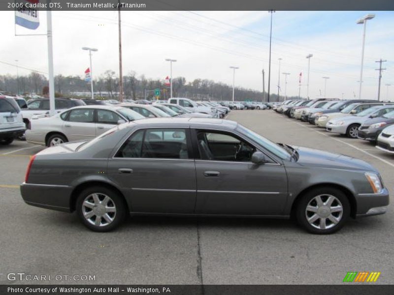 Titanium Metallic / Titanium 2006 Cadillac DTS