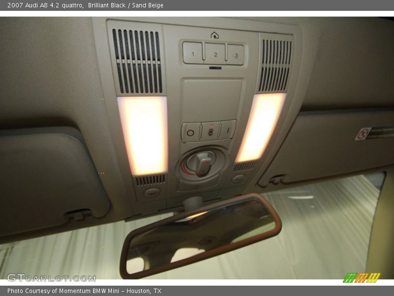 Controls of 2007 A8 4.2 quattro