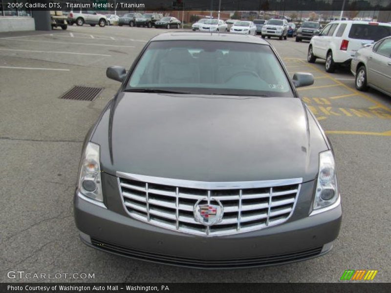 Titanium Metallic / Titanium 2006 Cadillac DTS