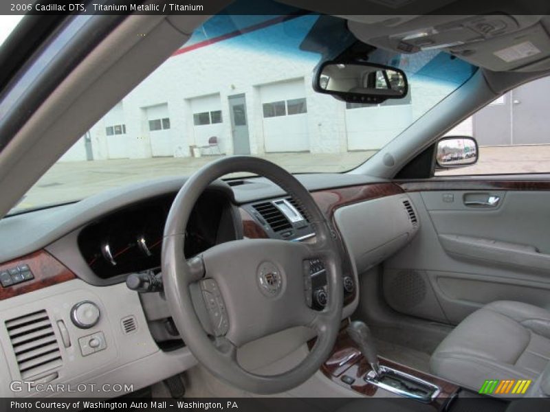 Titanium Metallic / Titanium 2006 Cadillac DTS