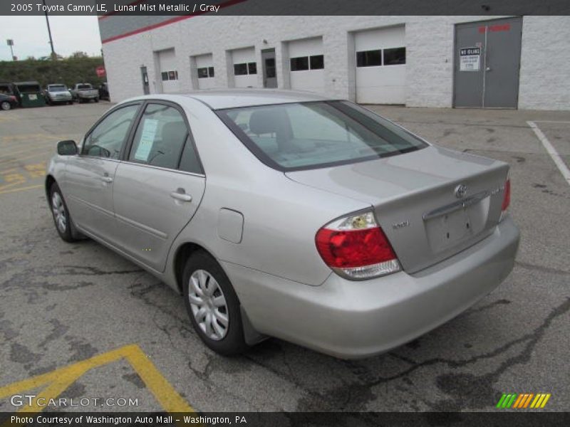 Lunar Mist Metallic / Gray 2005 Toyota Camry LE