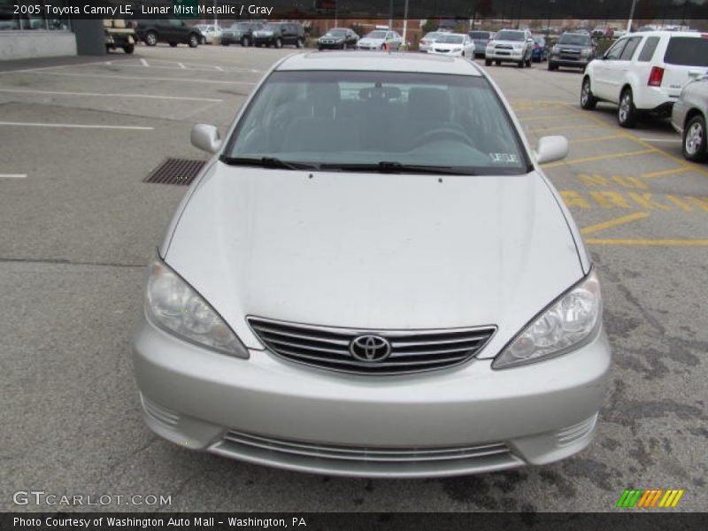 Lunar Mist Metallic / Gray 2005 Toyota Camry LE