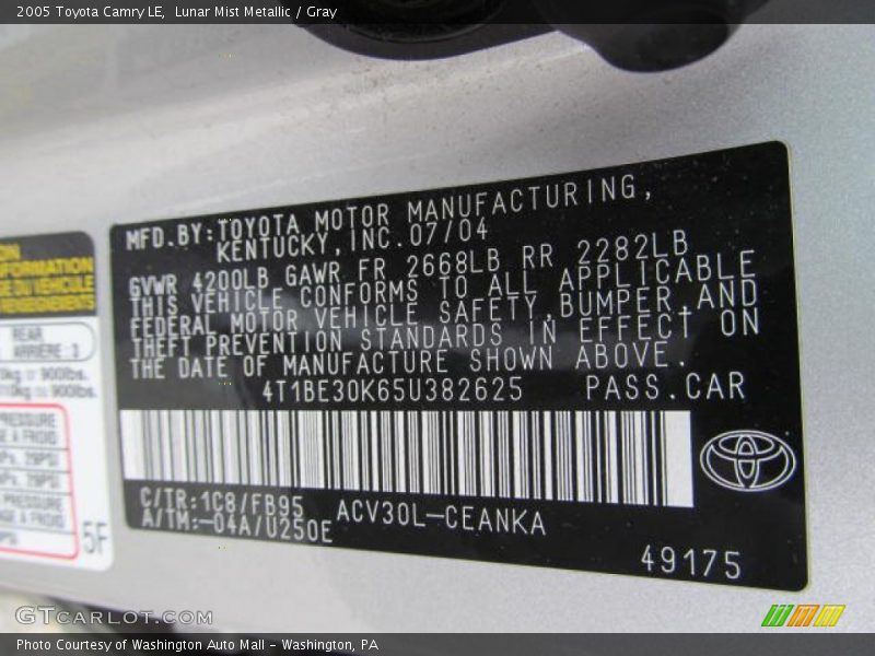 Lunar Mist Metallic / Gray 2005 Toyota Camry LE