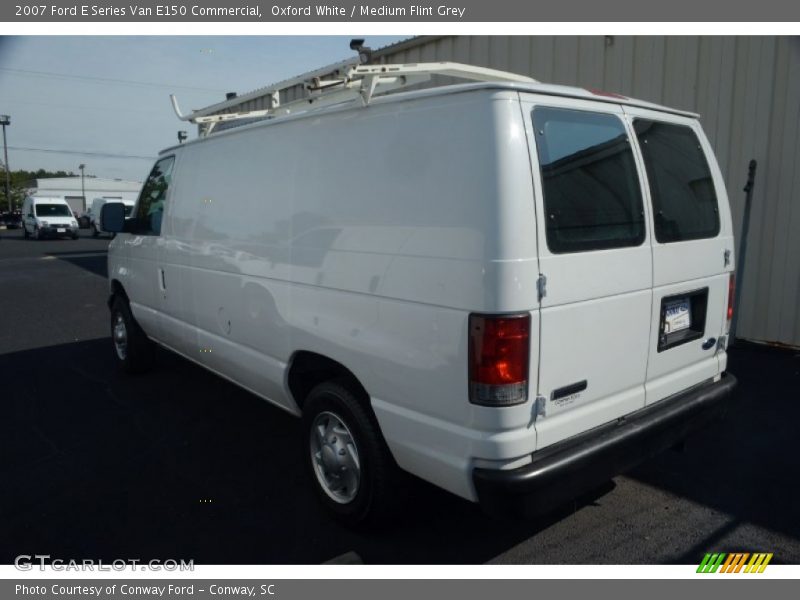 Oxford White / Medium Flint Grey 2007 Ford E Series Van E150 Commercial