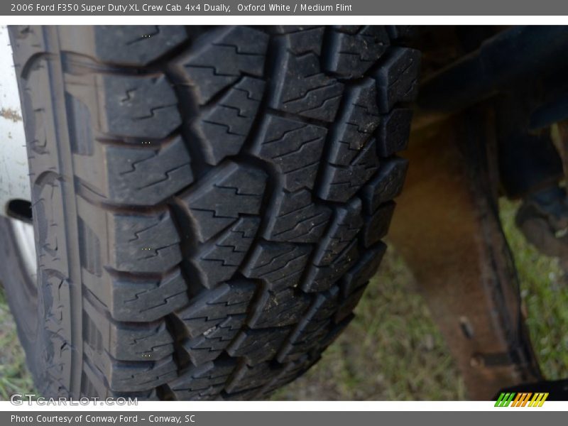 Oxford White / Medium Flint 2006 Ford F350 Super Duty XL Crew Cab 4x4 Dually