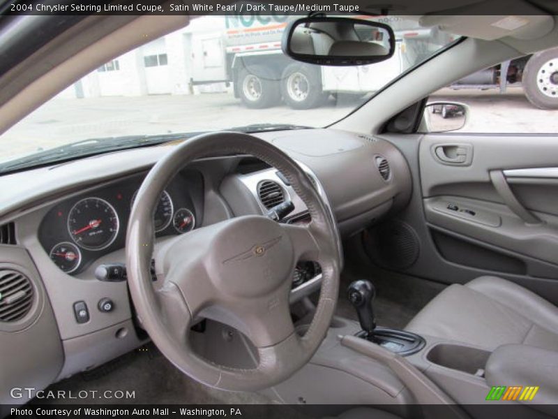 Dashboard of 2004 Sebring Limited Coupe