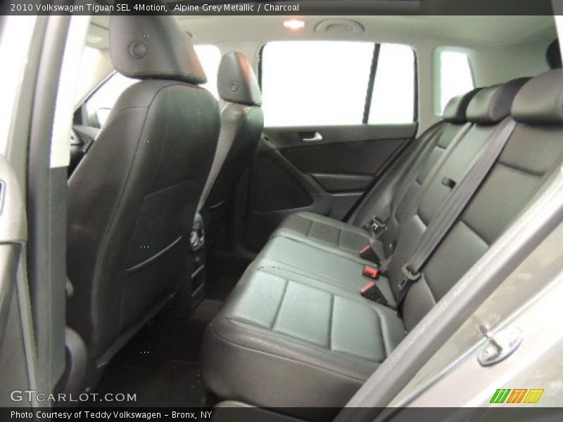 Alpine Grey Metallic / Charcoal 2010 Volkswagen Tiguan SEL 4Motion