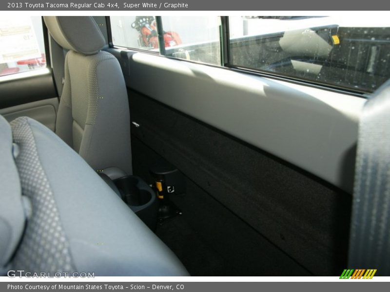 Super White / Graphite 2013 Toyota Tacoma Regular Cab 4x4