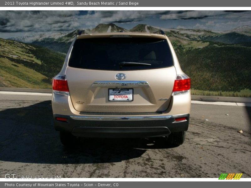 Sandy Beach Metallic / Sand Beige 2013 Toyota Highlander Limited 4WD
