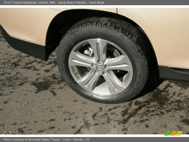 Sandy Beach Metallic / Sand Beige 2013 Toyota Highlander Limited 4WD